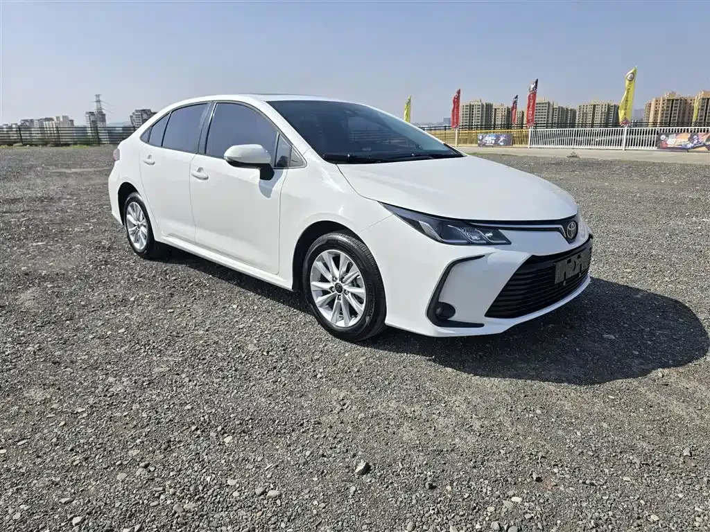 Toyota Corolla 2023 из CN, фото 6