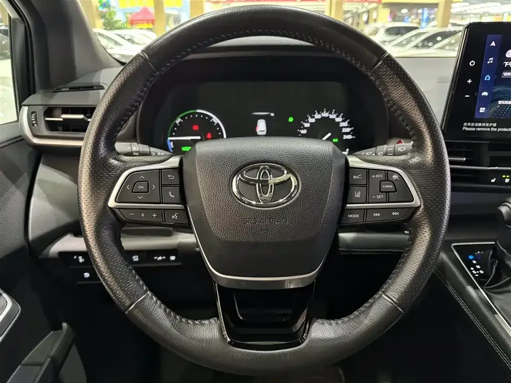 Toyota Sienna 2024 из CN, фото 10