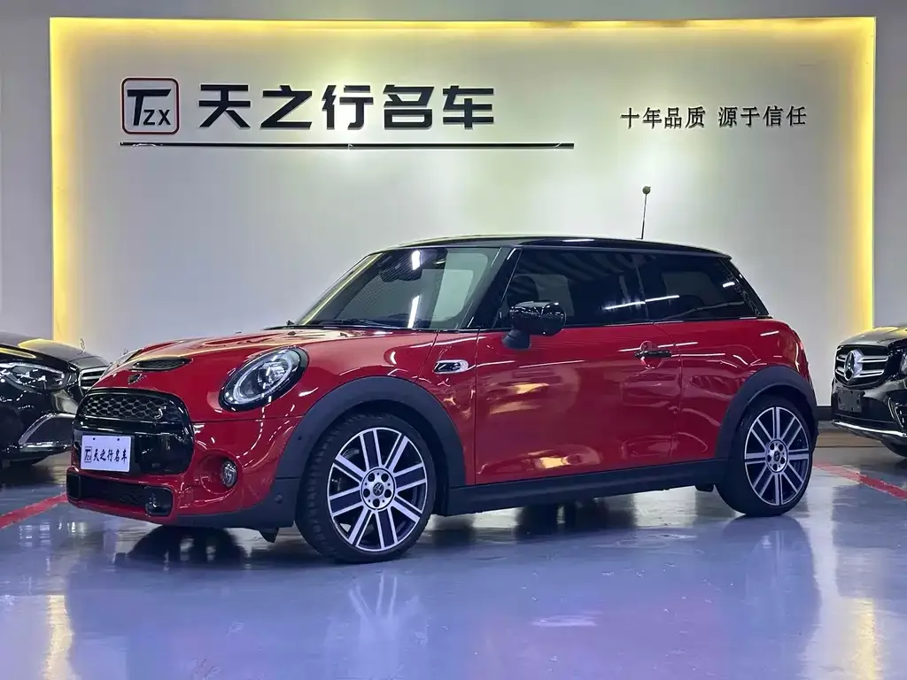 MINI Cooper (3-door) 2021 из CN, фото 1