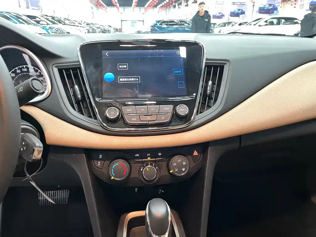 Chevrolet Monza 2022 из CN, фото 10