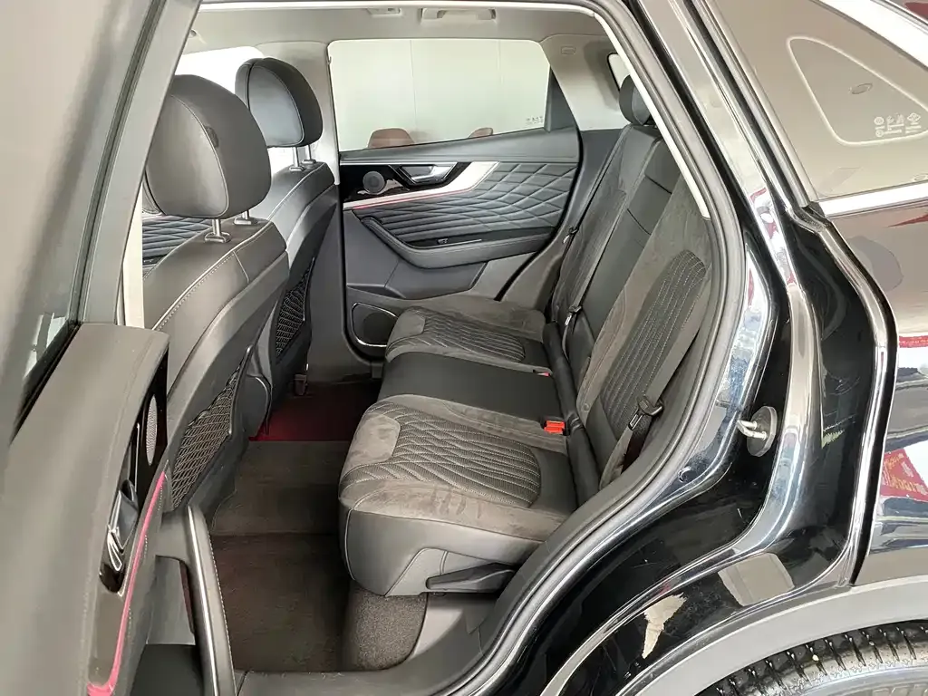 Hongqi HS5 2023 из CN, фото 4