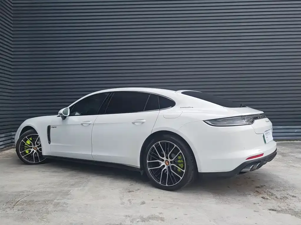 Porsche Panamera Hybrid — фото 3