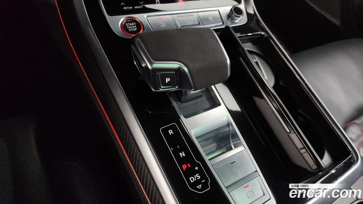 Audi RSQ8 2021 из KR, фото 9