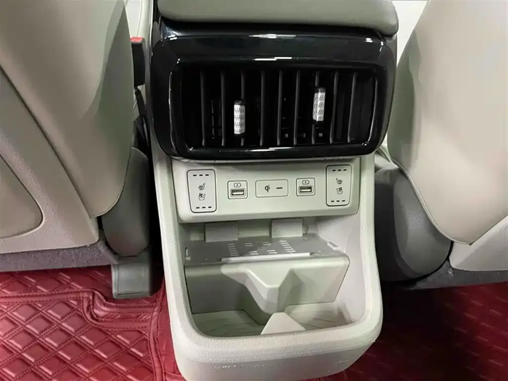 Hyundai Custo 2022 из CN, фото 10