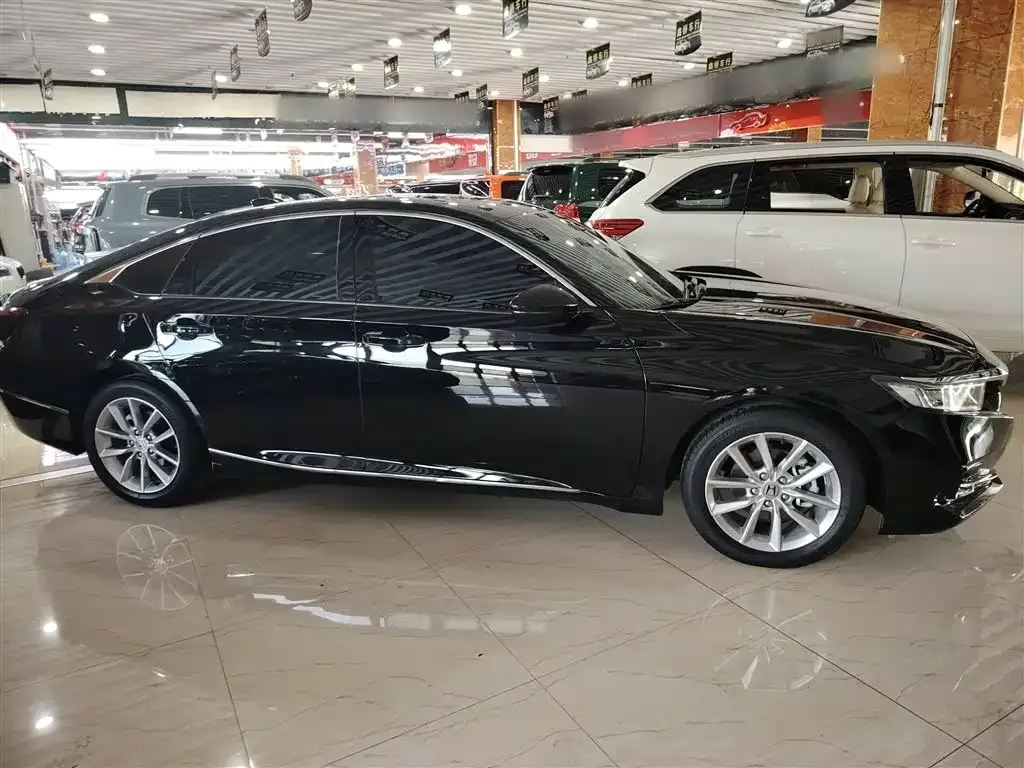 Honda Accord 2022 из CN, фото 8