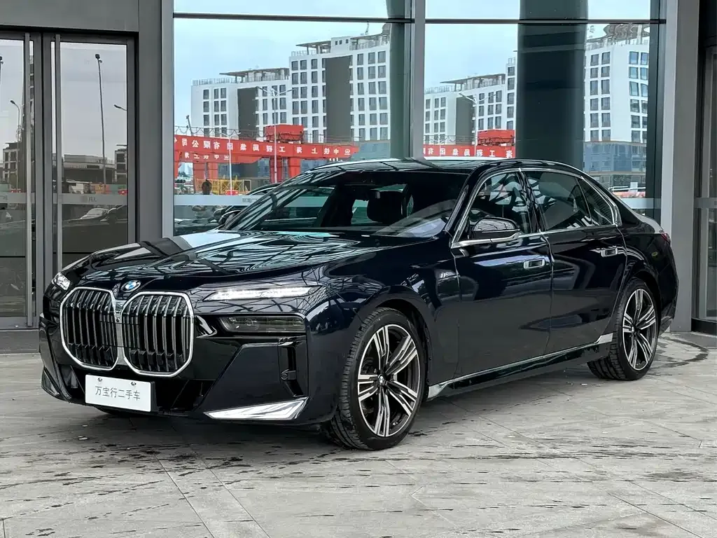 BMW 7 Series 2025 из CN, фото 1