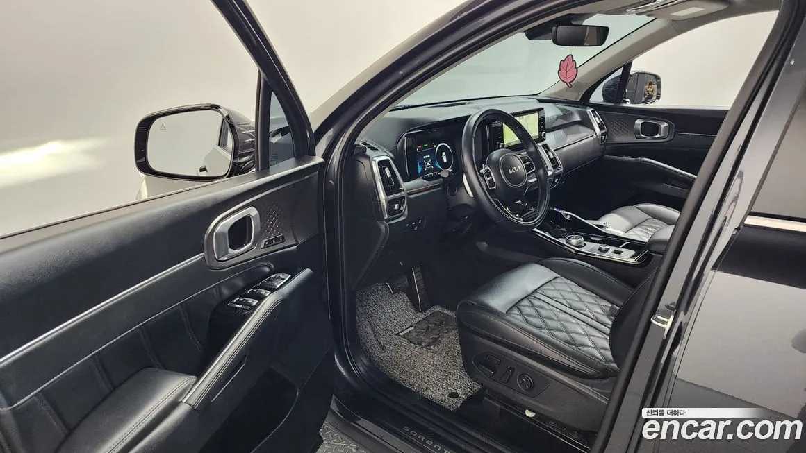Kia Sorento — фото 10