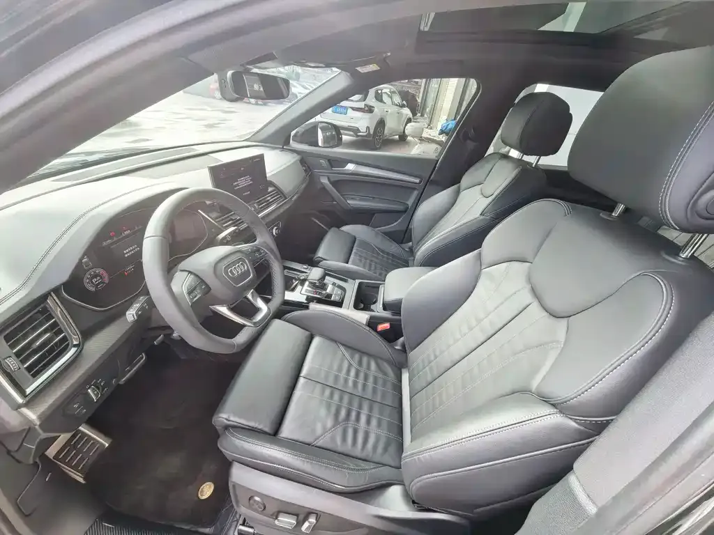 Audi Q5L 2023 из CN, фото 10