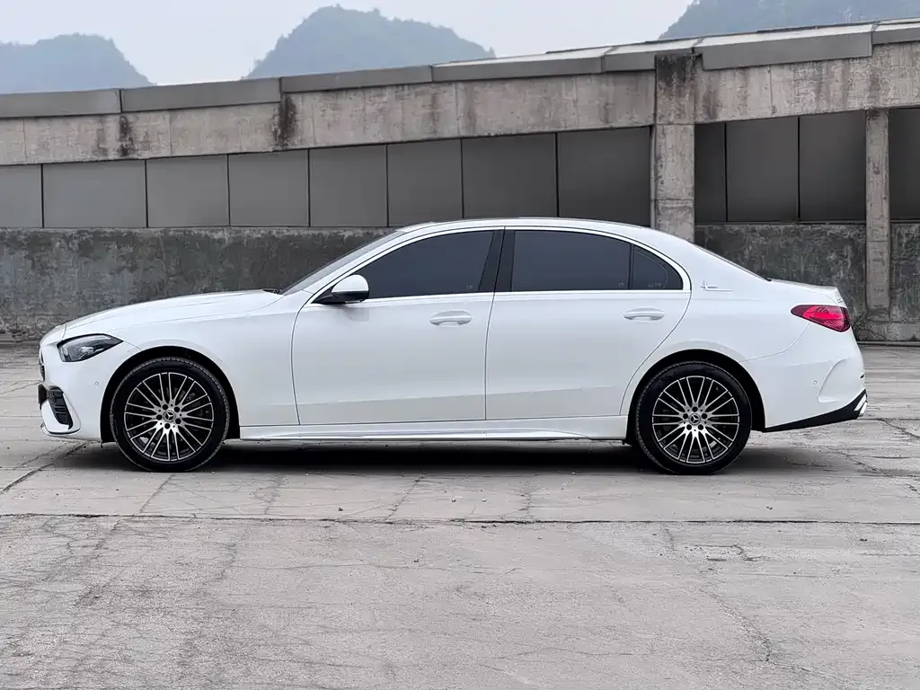 Mercedes-Benz C-Class — фото 4