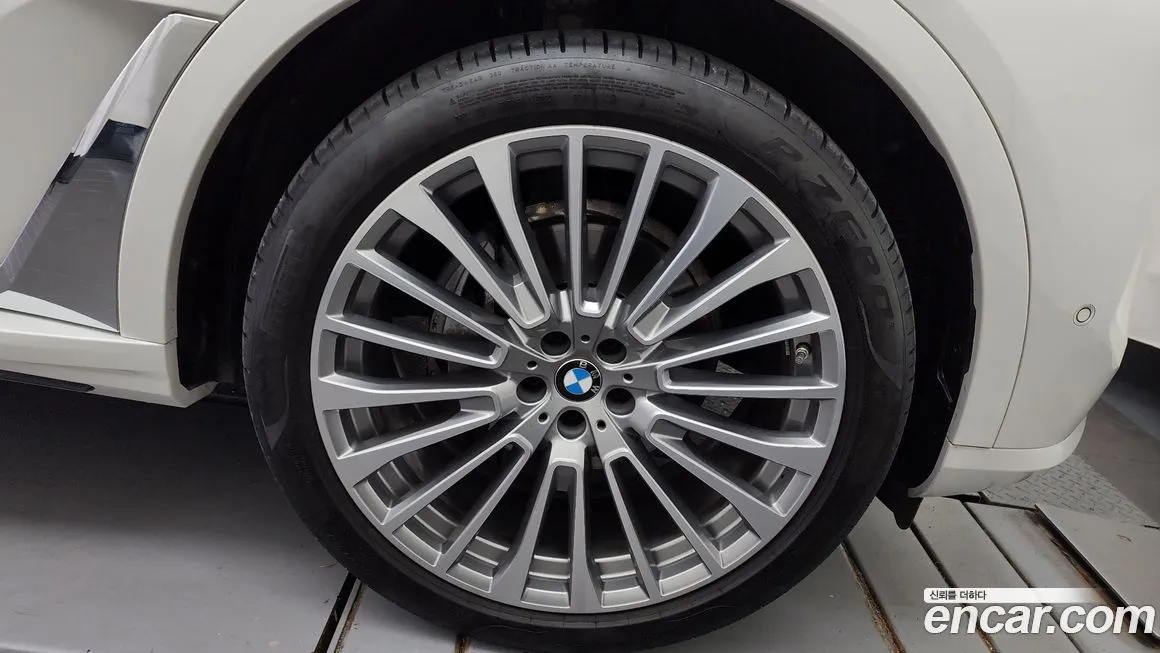 BMW X7 2024 из KR, фото 5