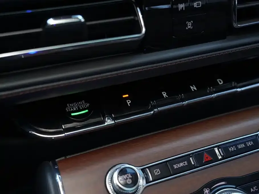 Lincoln Aviator 2021 из CN, фото 10