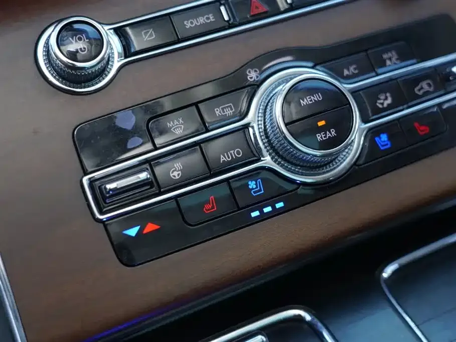 Lincoln Aviator 2021 из CN, фото 9