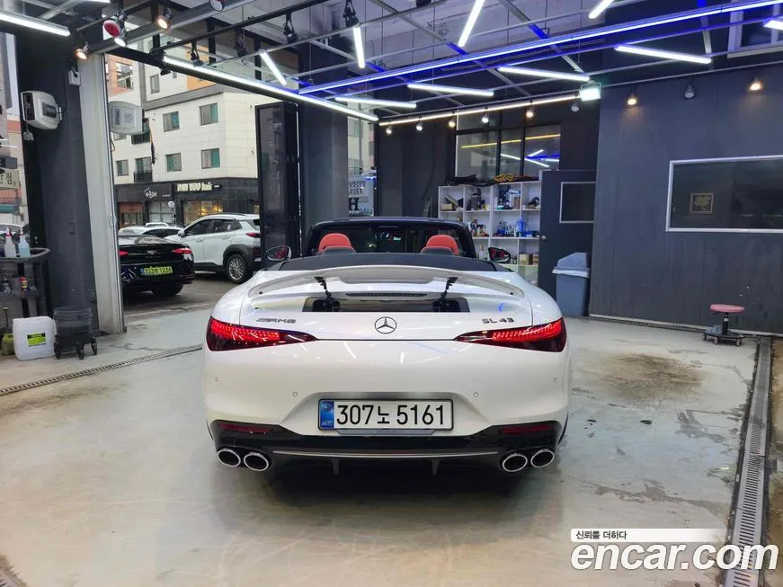 Mercedes-Benz SL-Class 2025 из KR, фото 2