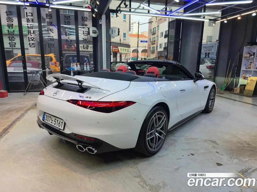 Mercedes-Benz SL-Class 2025 из KR, фото 4