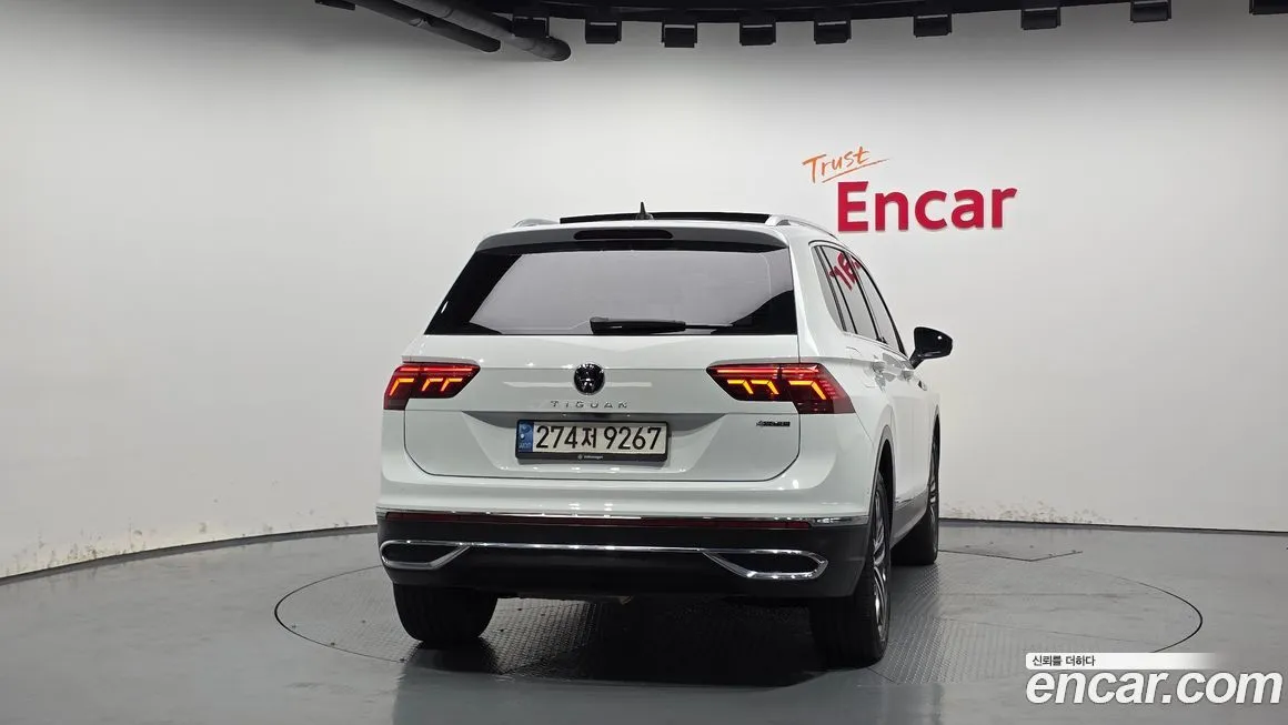 Volkswagen Tiguan — фото 4