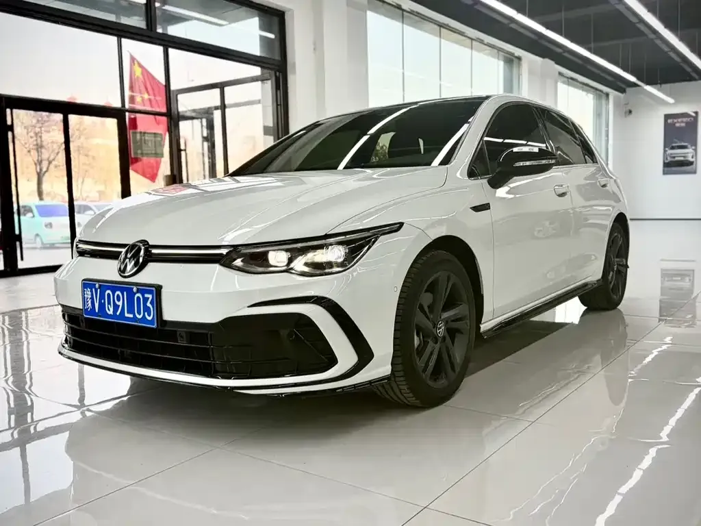 Volkswagen Golf 2022 из CN, фото 1