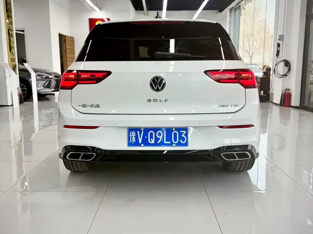 Volkswagen Golf 2022 из CN, фото 5