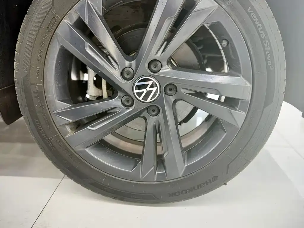 Volkswagen Golf 2022 из CN, фото 9
