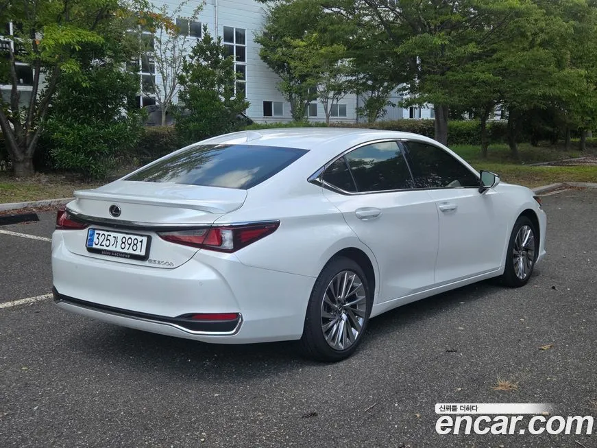 Lexus ES 2024 из KR, фото 4