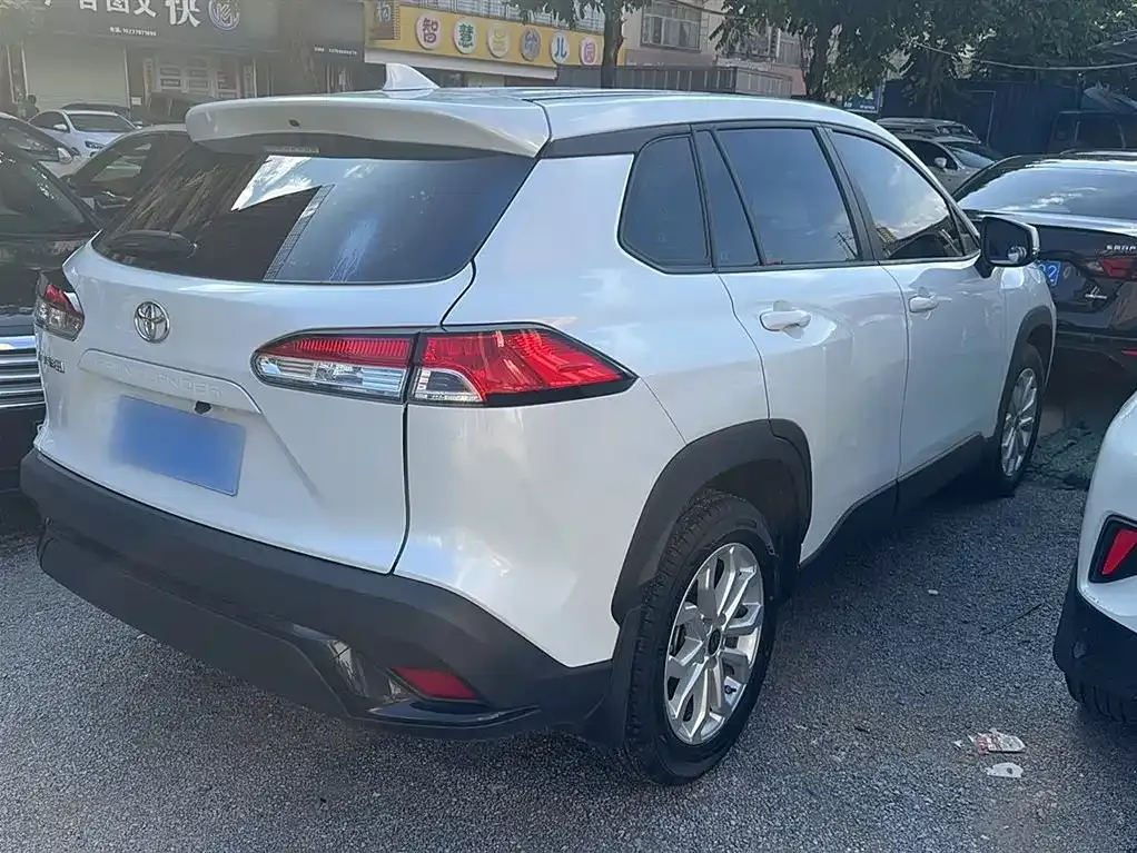 Toyota Frontlander 2023 из CN, фото 10