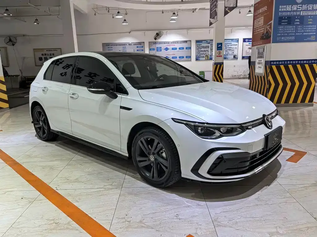 Volkswagen Golf 2022 из CN, фото 3