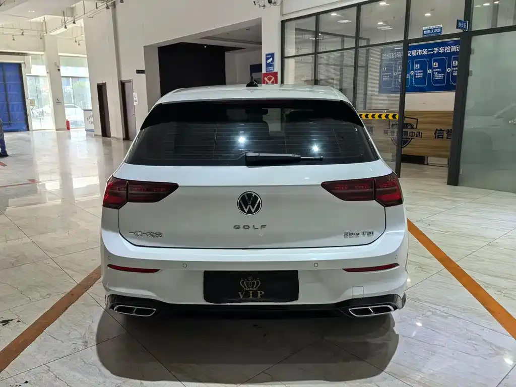 Volkswagen Golf 2022 из CN, фото 5