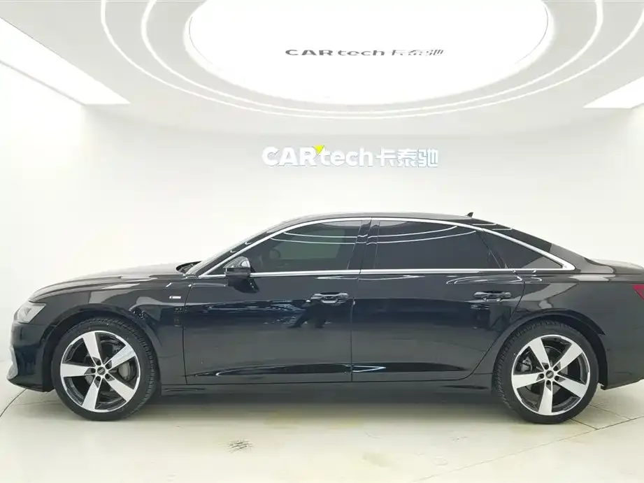 Audi A6L 2022 из CN, фото 4