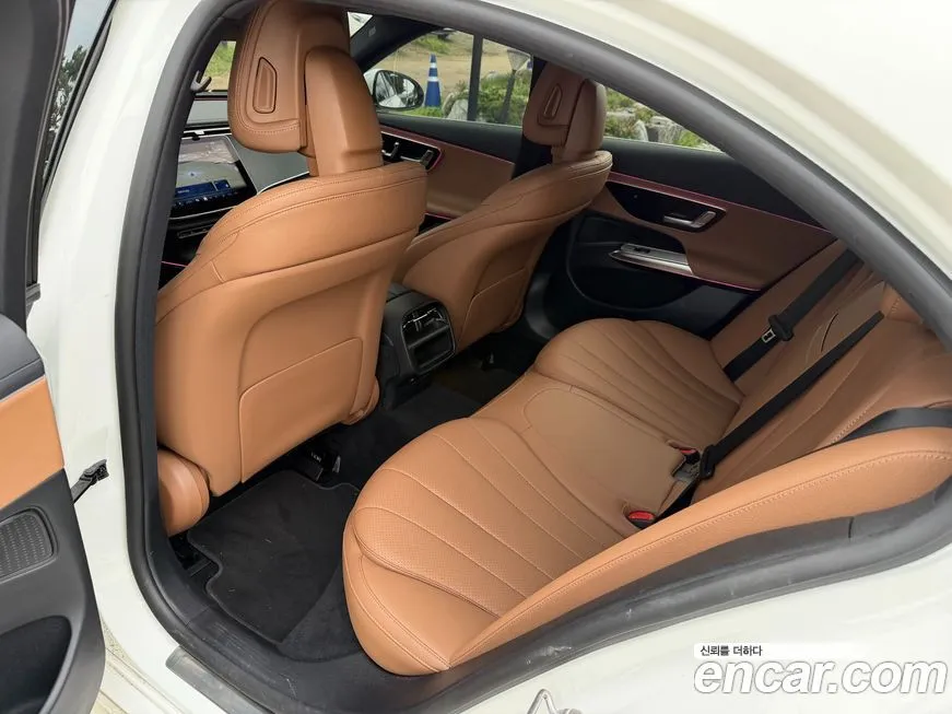 Mercedes-Benz E-Class 2025 из KR, фото 9