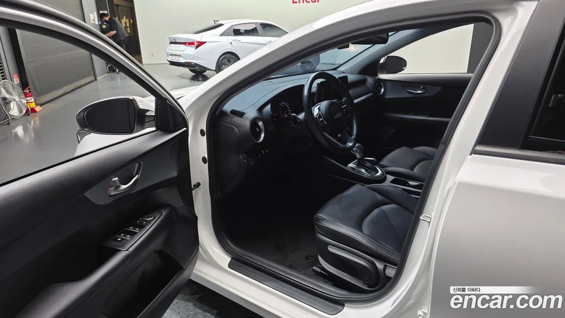 Kia K3 2022 из KR, фото 10