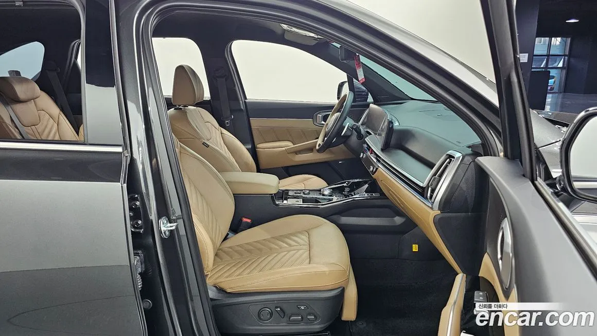 Kia Sorento — фото 10