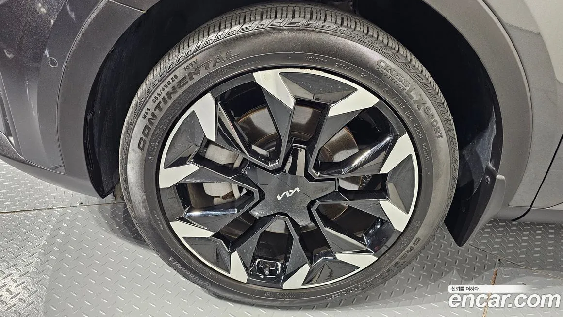 Kia Sorento — фото 5