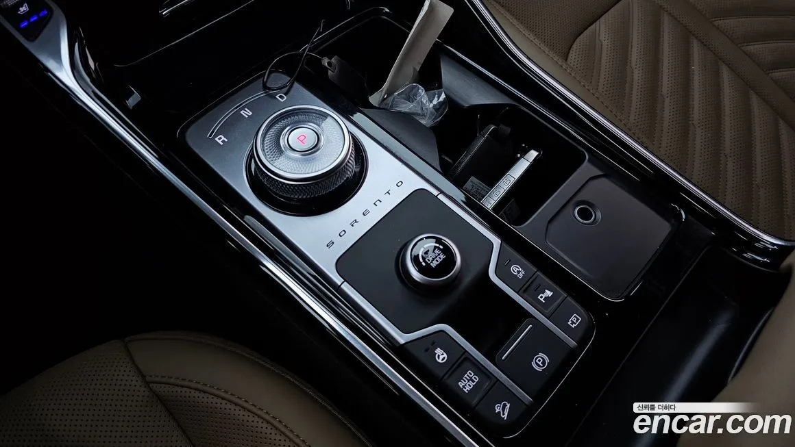 Kia Sorento — фото 9