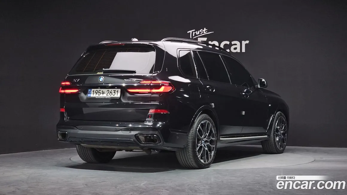 BMW X7 2023 из KR, фото 2