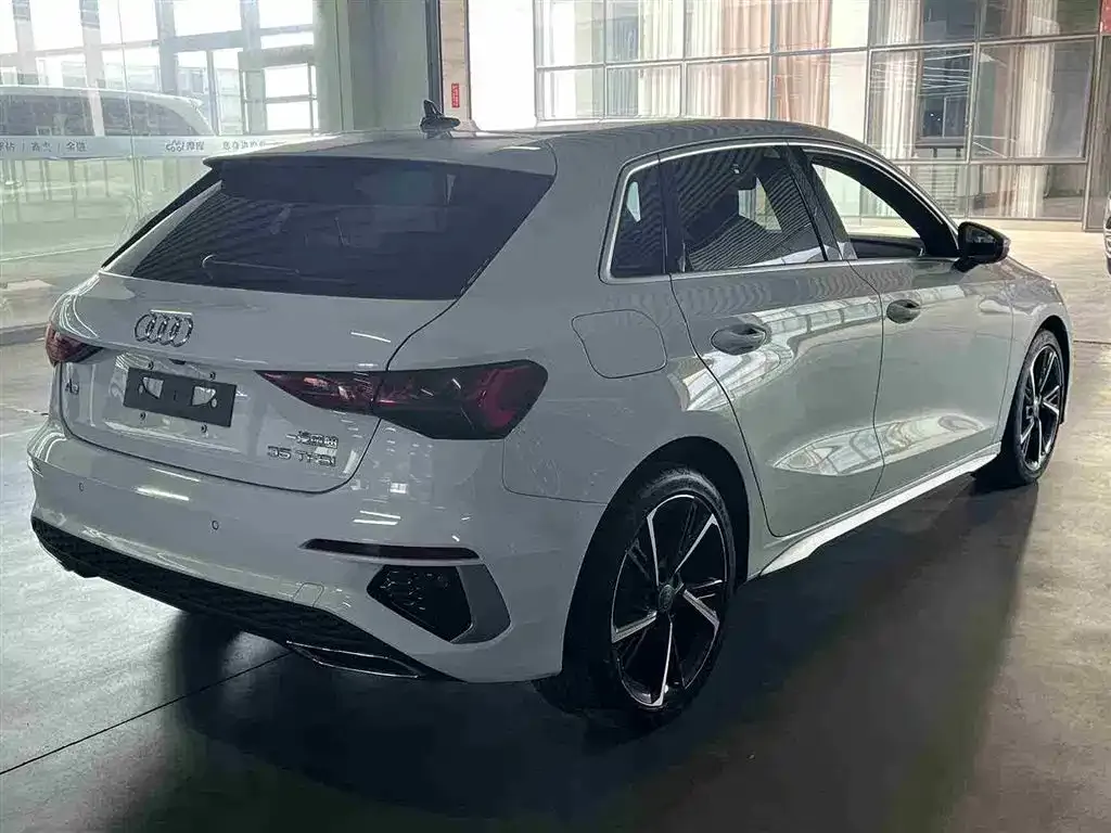 Audi A3 2022 из CN, фото 5