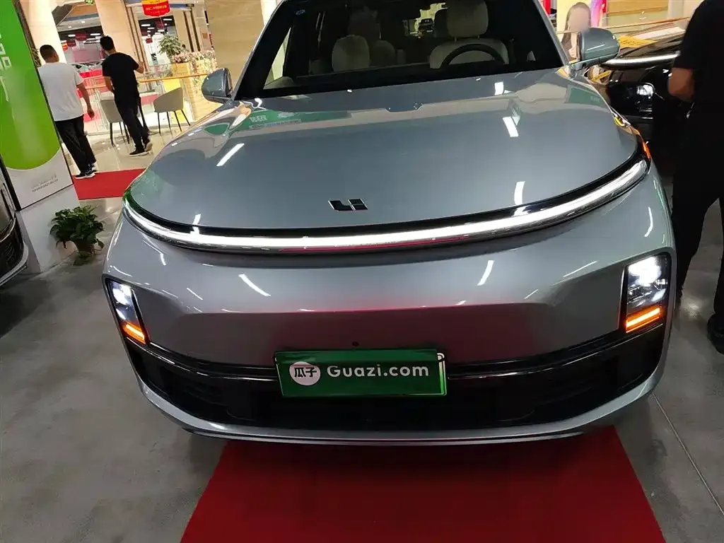 Li Auto L8 2024 из CN, фото 3