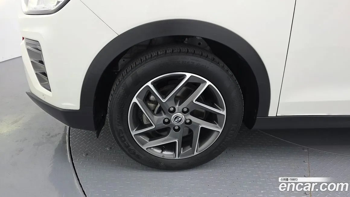 KG Mobility (Ssangyong) TIBOLI 2022 из KR, фото 5