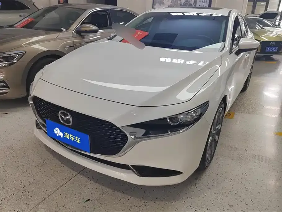 Mazda 3 Axela 2022 из CN, фото 1