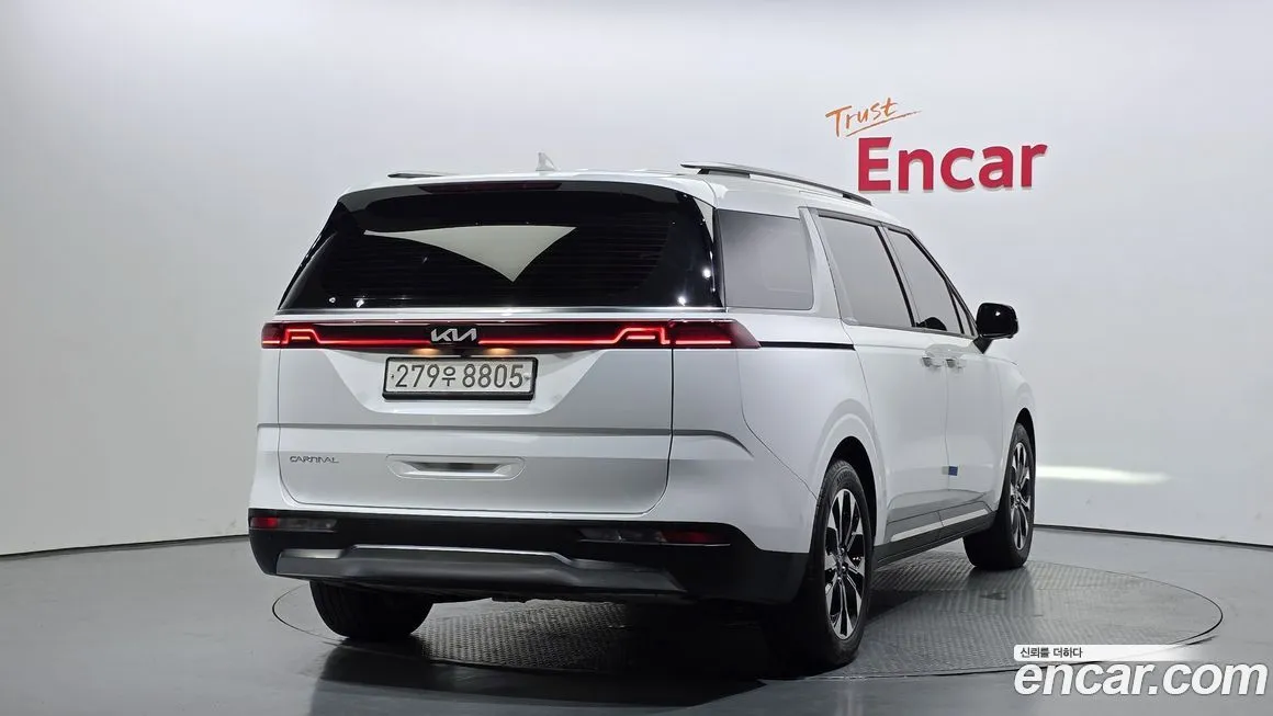 Kia Carnival 2023 из KR, фото 2
