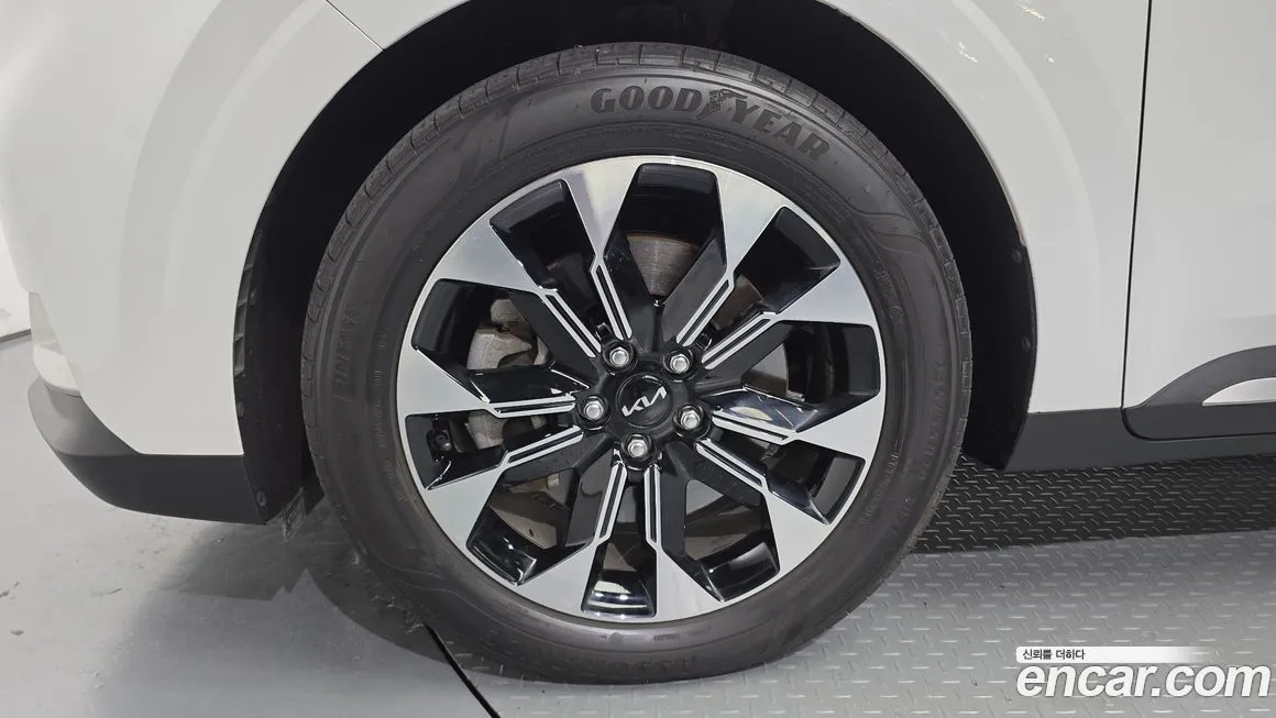 Kia Carnival 2023 из KR, фото 5