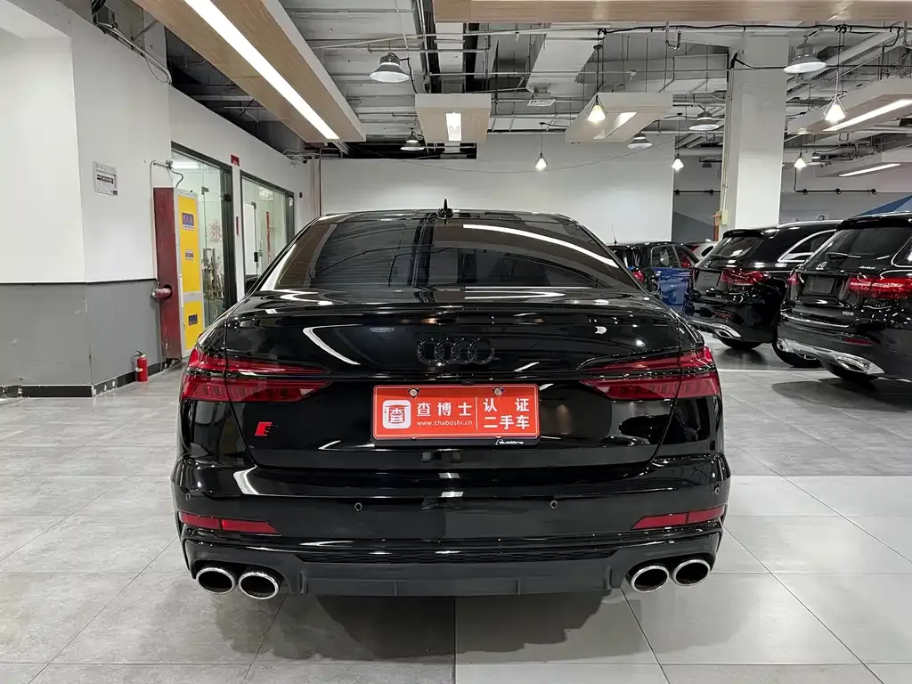 Audi S6 2024 из CN, фото 6
