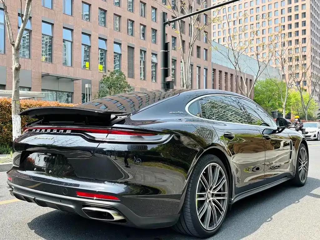 Porsche Panamera Hybrid — фото 6