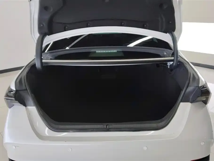 Toyota Avalon 2023 из CN, фото 4