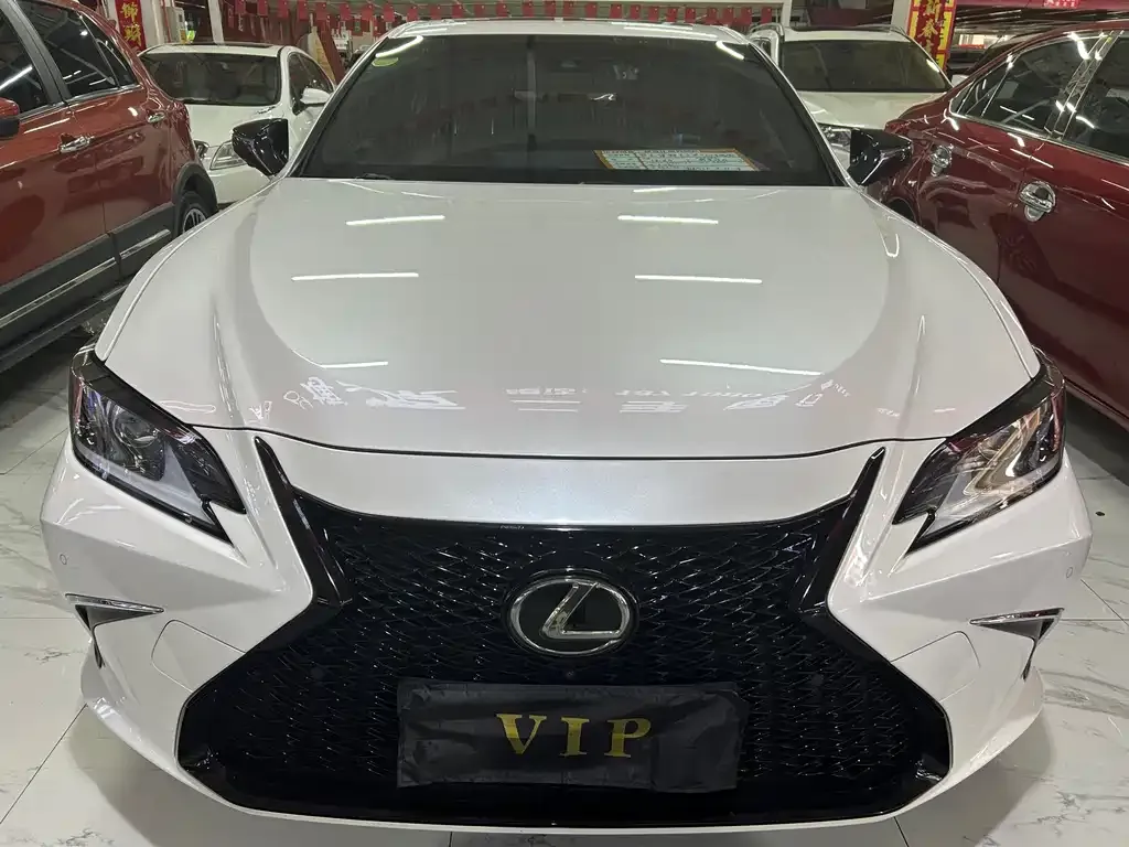 Lexus ES 2021 из CN, фото 2