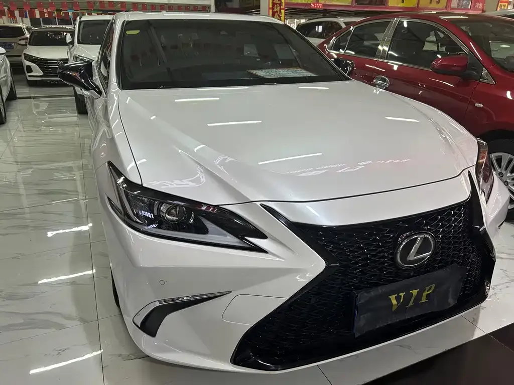Lexus ES 2021 из CN, фото 3
