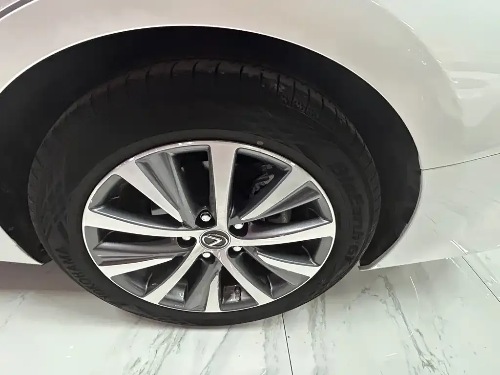 Lexus ES 2021 из CN, фото 4