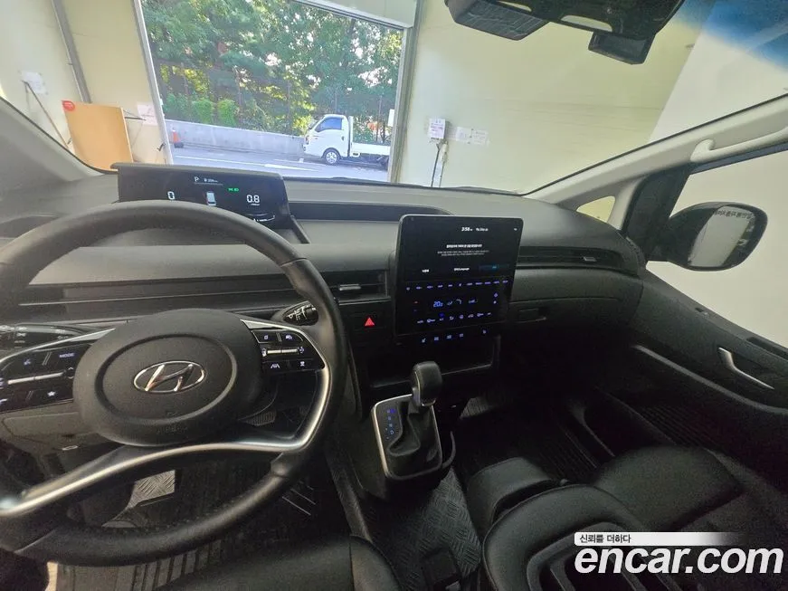 Hyundai Staria 2023 из KR, фото 7
