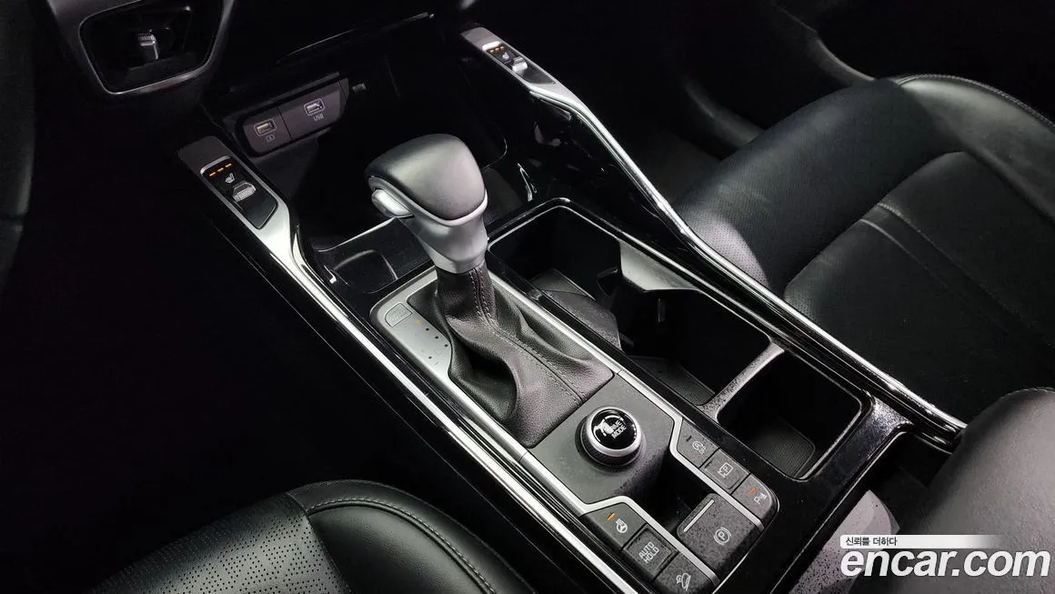 Kia Sorento — фото 9