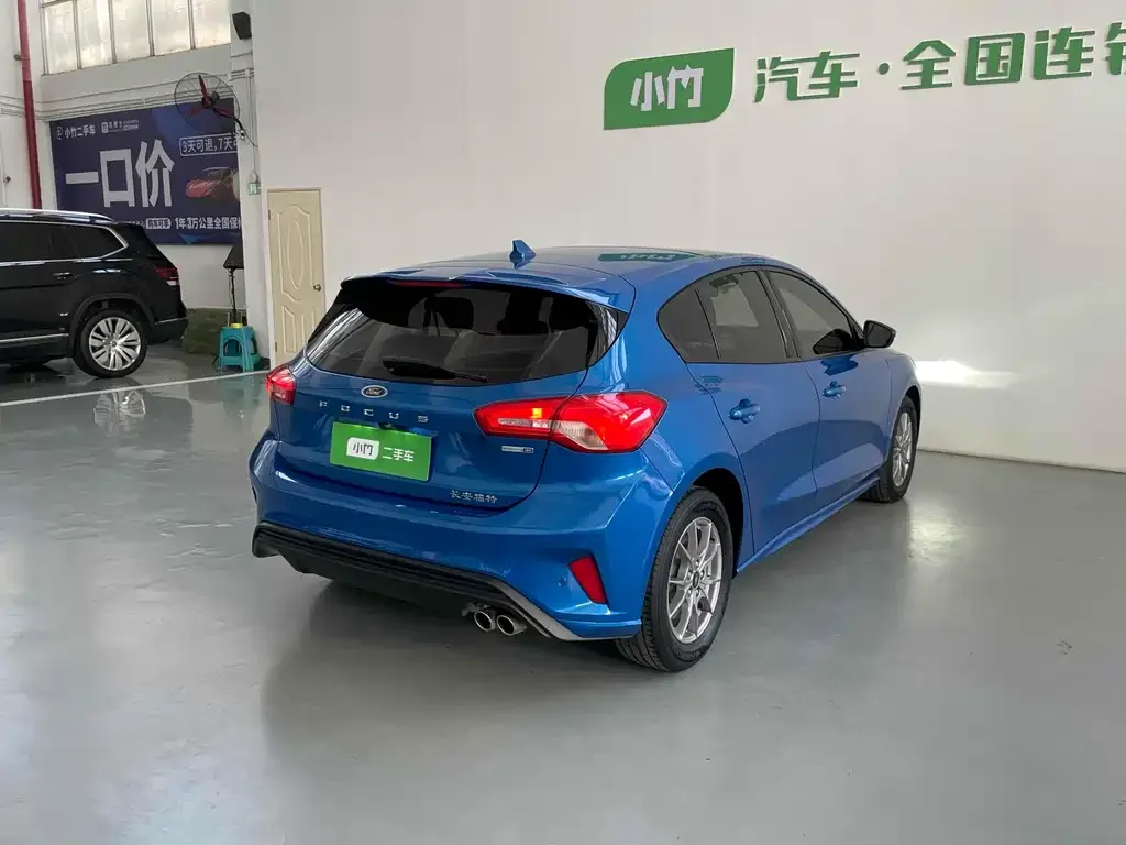 Ford Focus 2022 из CN, фото 5