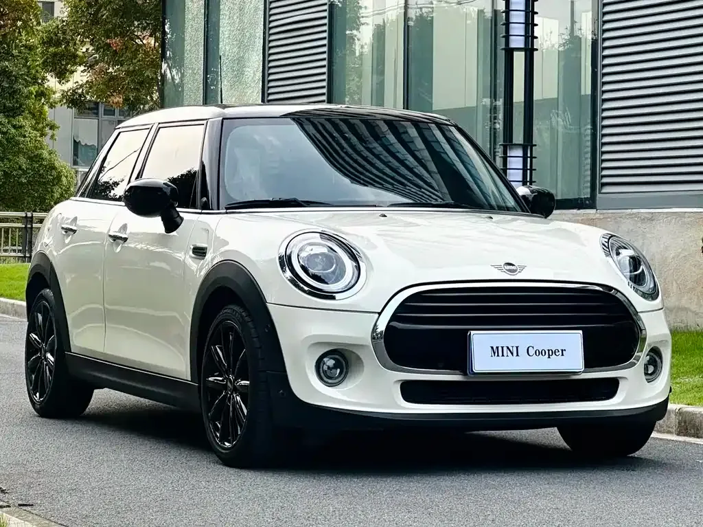 MINI Cooper (3-door) 2021 из CN, фото 3