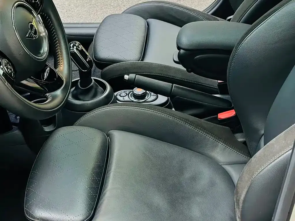 MINI Cooper (3-door) 2021 из CN, фото 9